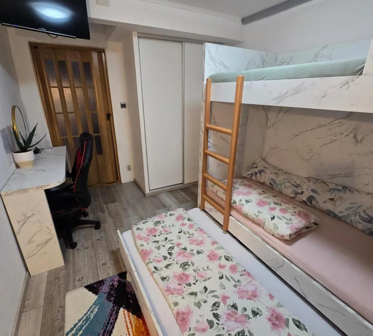 Apartment Lux Vm Split